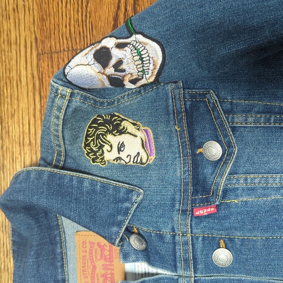 Levi's patch jean jacket - Picture 4 of 9